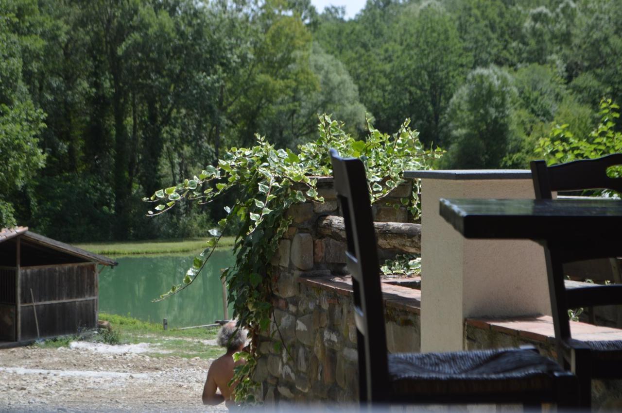 Bioagriturismo Tenuta Montenuovo Otel Calvera Dış mekan fotoğraf